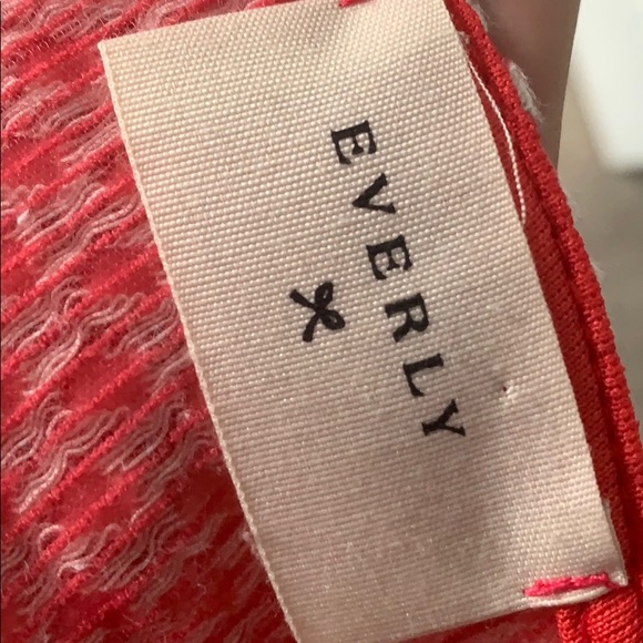 Everly Polka Dot Dress - Picture 4 of 4